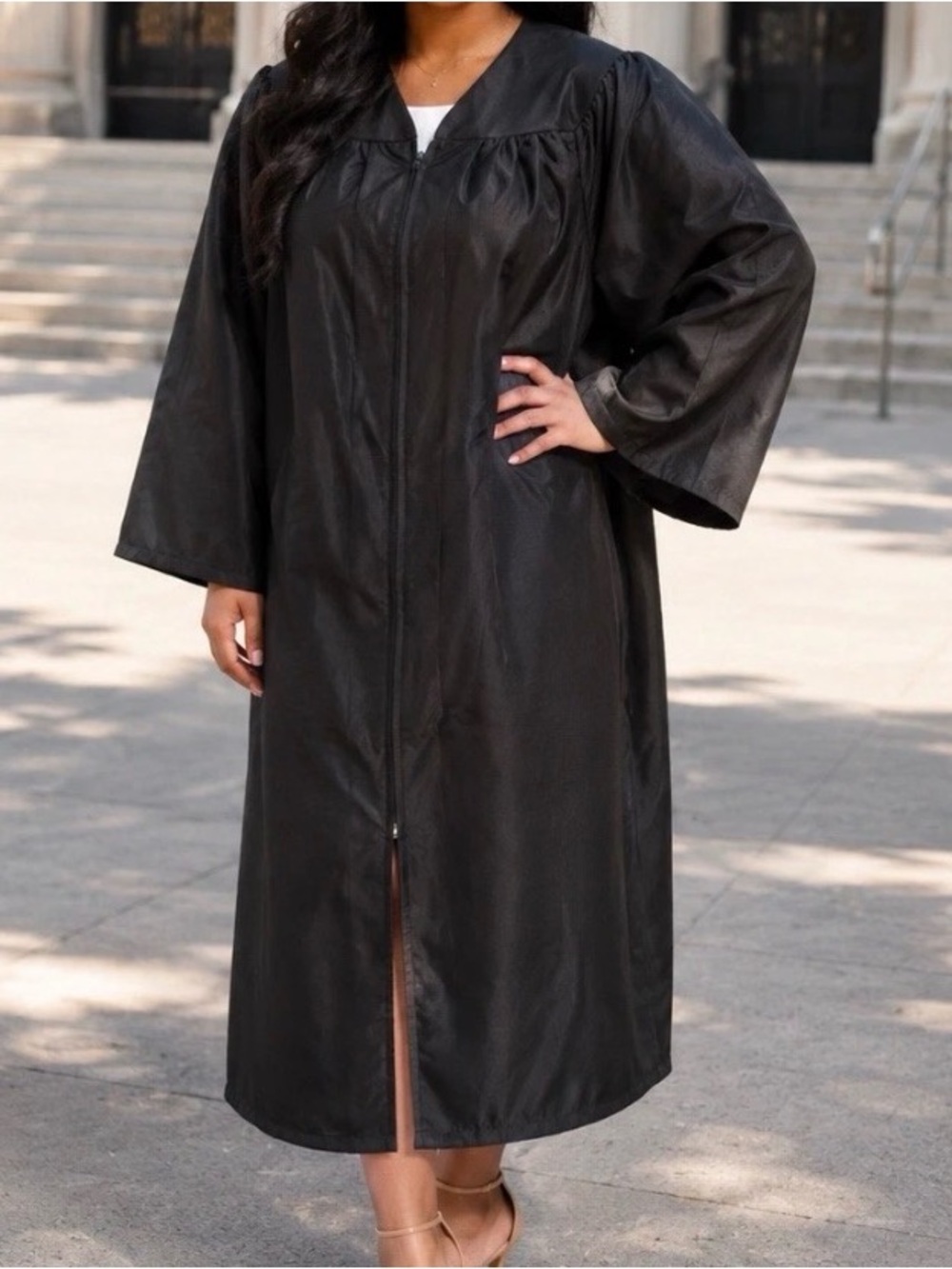 Jostens Academic Size 5'07"-5'09" Unisex Black Graduation Gown/Halloween Costume